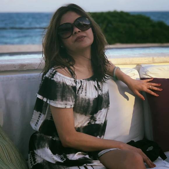 Meet your Posher, Sandia - Picture 1 of 1